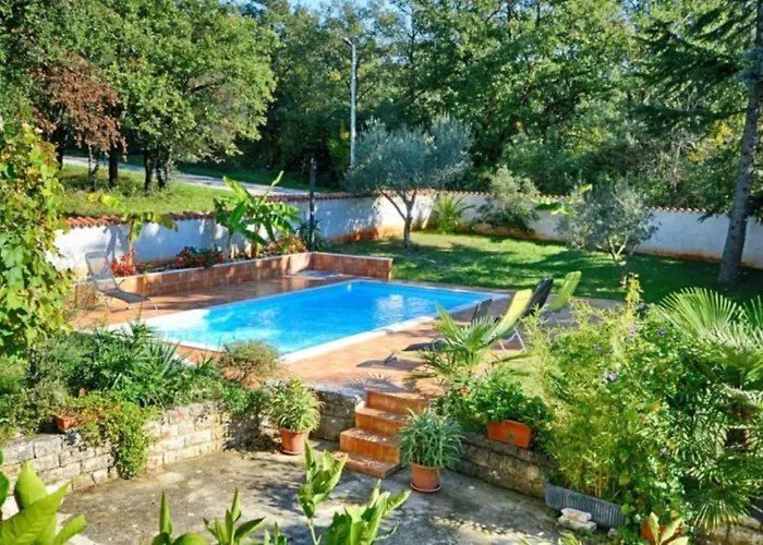 Albina B4 By Interhome * Valica