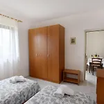 Albina B4 By Interhome Mazurija