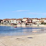 Apartman Albina B4 By Interhome Mazurija