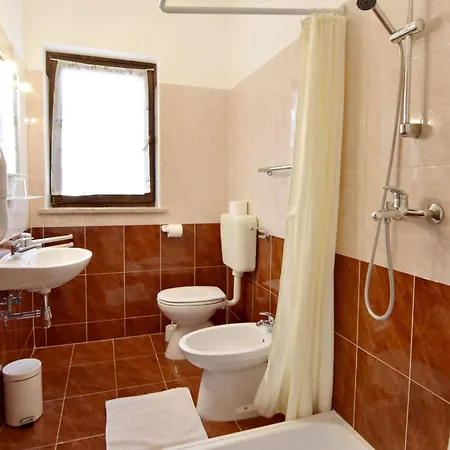 شقة Albina B4 By Interhome