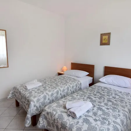 Albina B4 By Interhome شقة