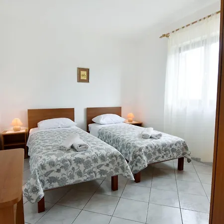 Albina B4 By Interhome * Valizza