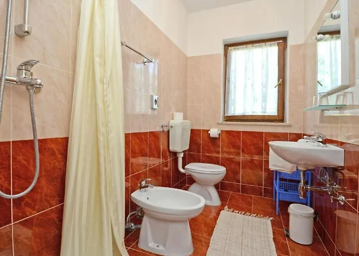 Albina B4 By Interhome Valizza