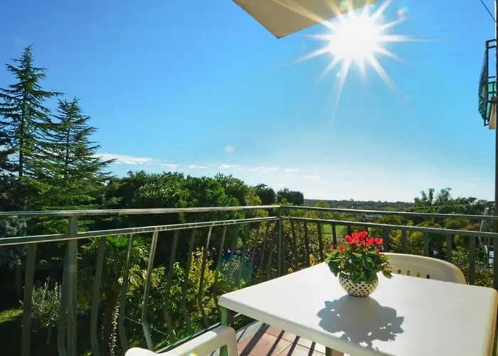 Albina B4 By Interhome