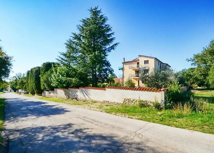 Albina B4 By Interhome Apartmán